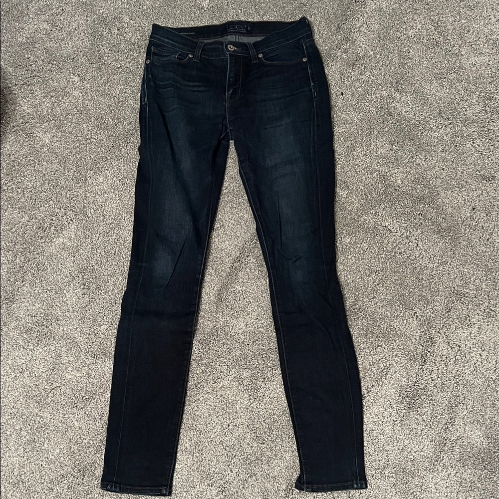 Women's Lucky Brand dark denim skinny jeans